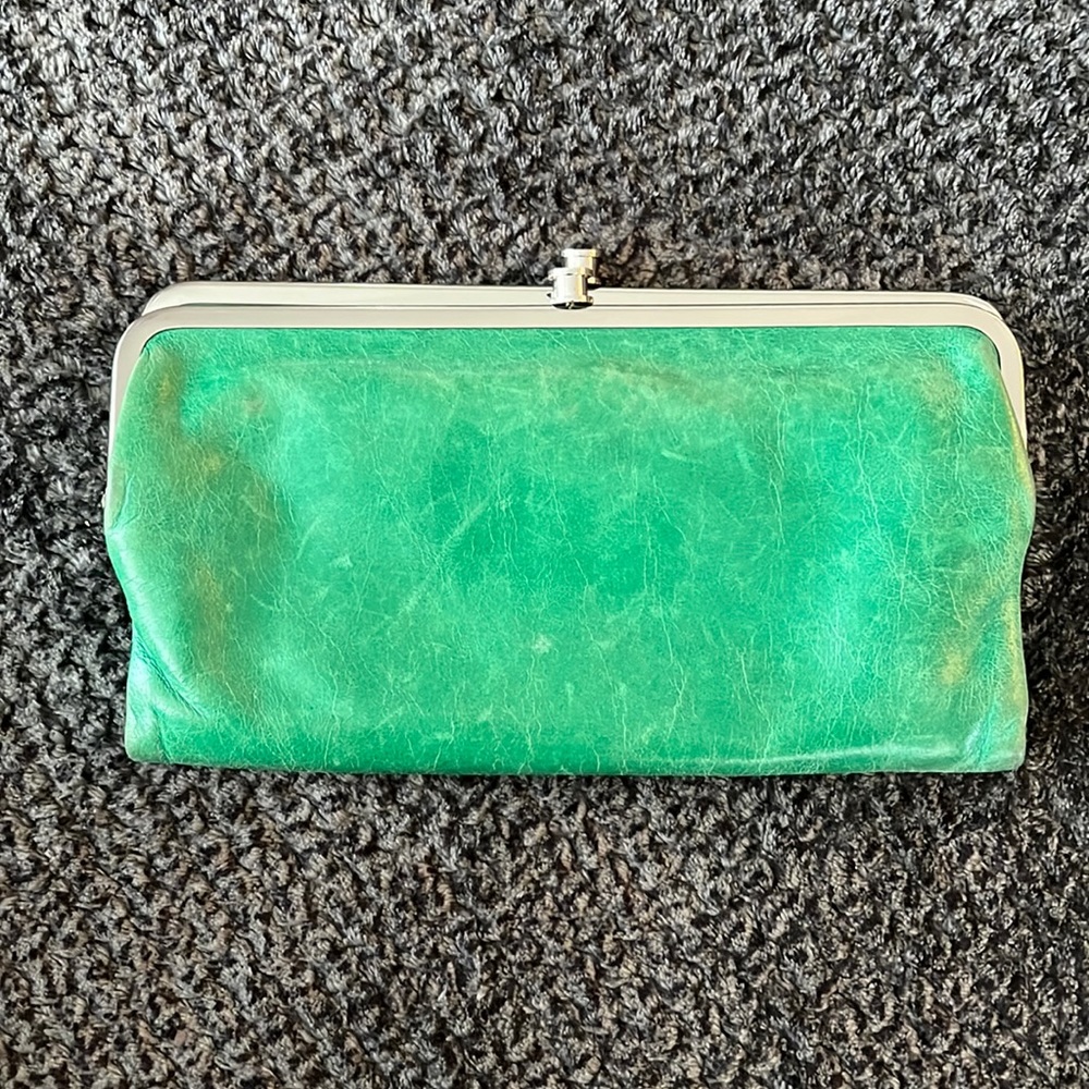 Beautiful Hobo Lauren Leather Wallet Excellent Lightly Used Condition